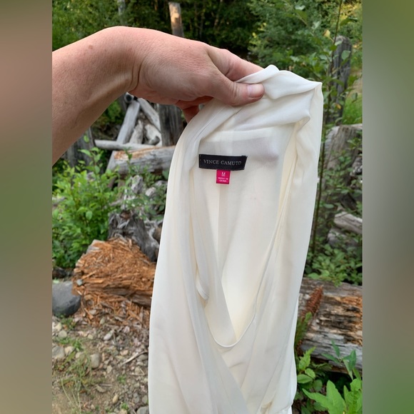 Vince Camuto Silk Pearl white sleeveless layered blouse Sz M whimsical luxury - Picture 9 of 13